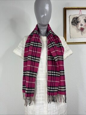 VTG Burberry Nova Check Fuchsia Plaid Lambswool Wool Fringe Scarf
